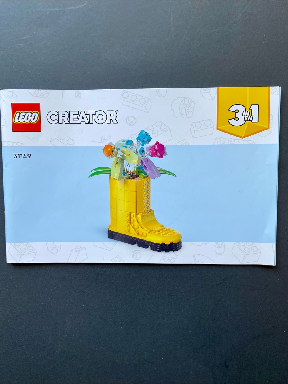 Lego 31149 Creator 3 in 1 Flowers in Watering Can Set - Picture 6 of 7